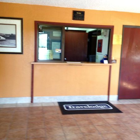 Travelodge by Wyndham Muskegon Eksteriør bilde